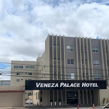 Hotel Veneza Куяба Екстер'єр фото