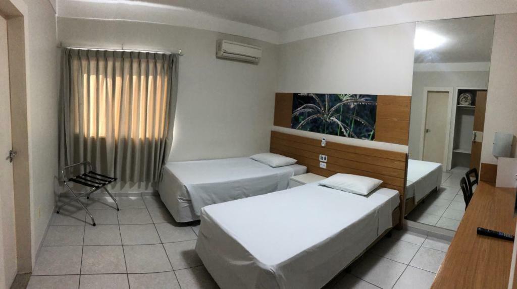 Hotel Veneza Куяба Екстер'єр фото
